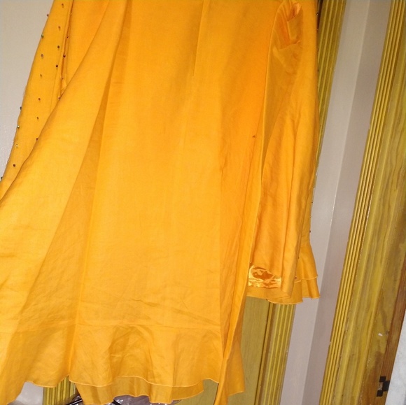Orange, 3 piece linen suit. - Picture 5 of 5